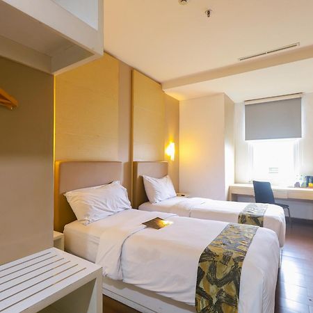 Terraz Tree Hotel Jakarta Exteriör bild