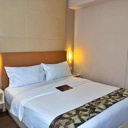 Terraz Tree Hotel Jakarta Exteriör bild