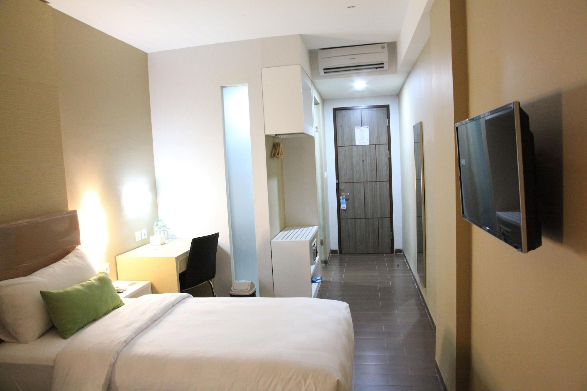 Terraz Tree Hotel Jakarta Exteriör bild