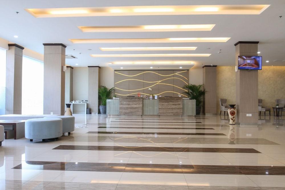 Terraz Tree Hotel Jakarta Exteriör bild