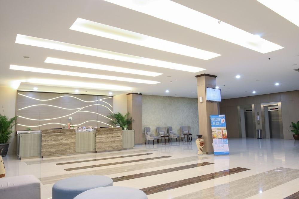 Terraz Tree Hotel Jakarta Exteriör bild