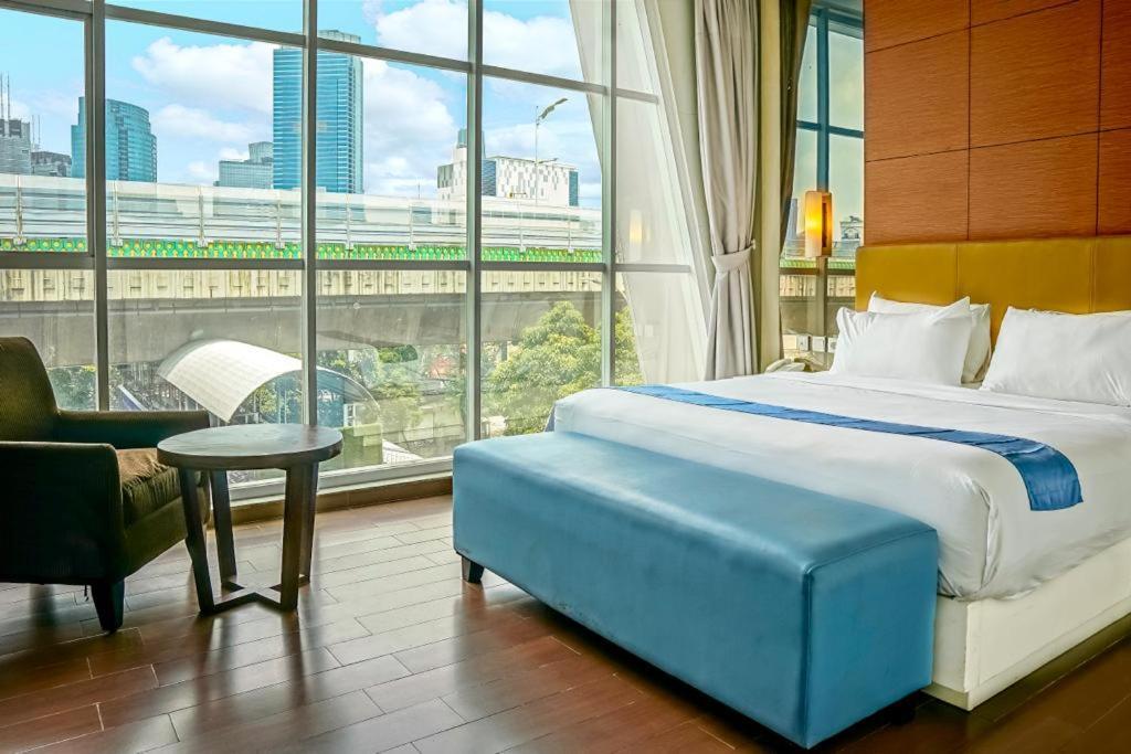 Terraz Tree Hotel Jakarta Exteriör bild