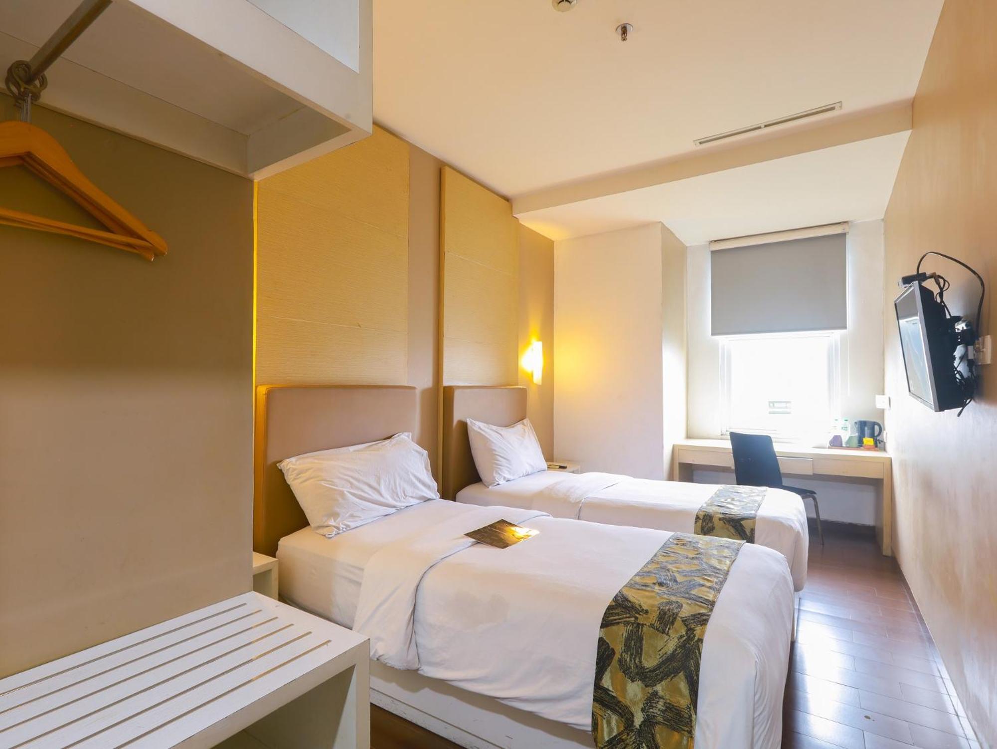 Terraz Tree Hotel Jakarta Exteriör bild