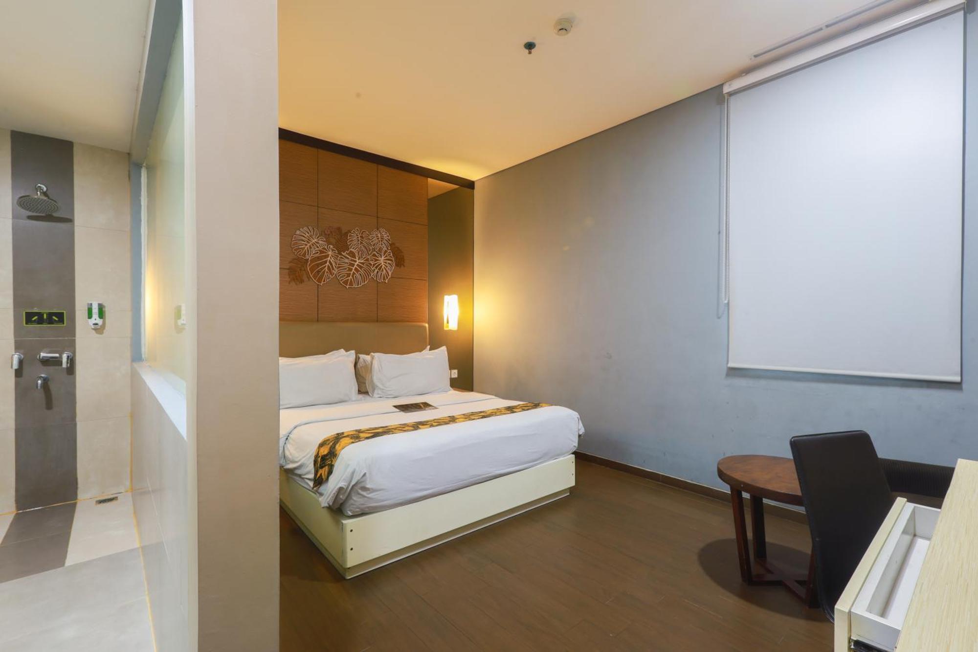 Terraz Tree Hotel Jakarta Exteriör bild